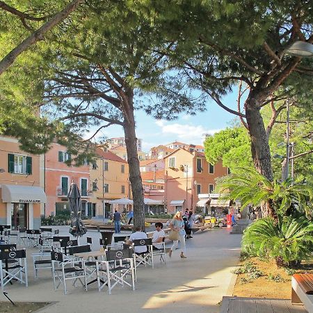 Apartment Cala Azzurra - Imp312 By Interhome Imperia Eksteriør billede