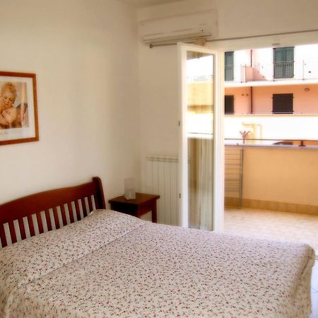 Apartment Cala Azzurra - Imp312 By Interhome Imperia Eksteriør billede