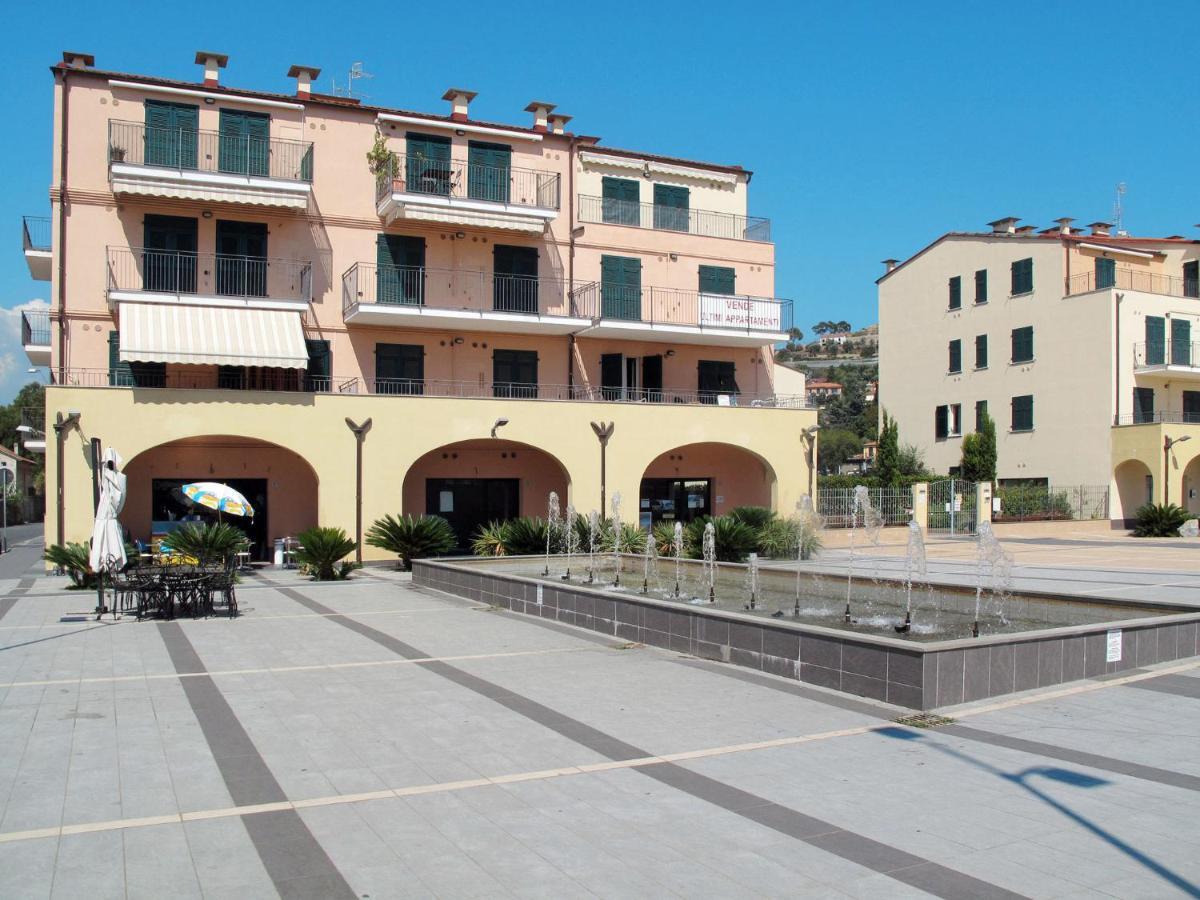 Apartment Cala Azzurra - Imp312 By Interhome Imperia Eksteriør billede